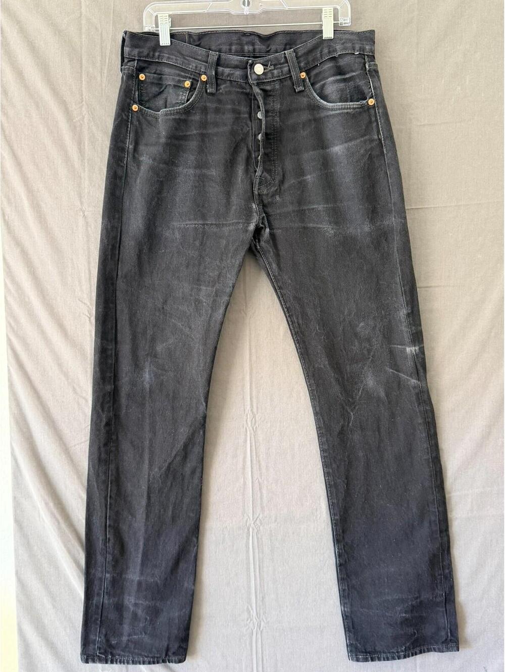 Levi’s 501 Men’s Jeans W34 L34 Black Button Fly Straight Leg Distressed Fade